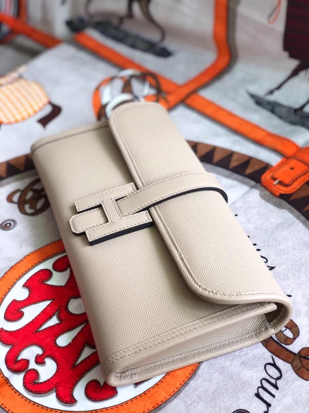 Hermes Wallets & Purse